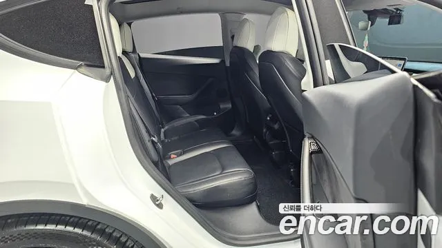 Tesla Model Y 2021 Белый из Кореи, фото 3