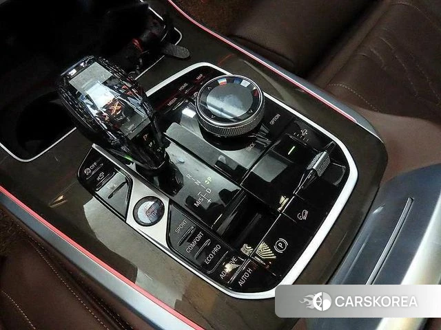 BMW X5 (G05) 2023 Белый из Кореи, фото 3