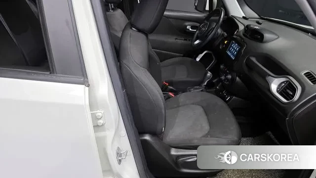 Jeep Renegade 2021 Белый из Кореи, фото 3