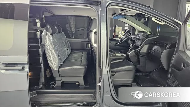 Hyundai Staria 2021 Серый из Кореи, фото 3