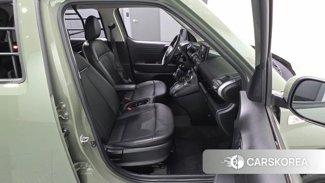 Hyundai Casper 2022 Темно-зеленый из Кореи, фото 3