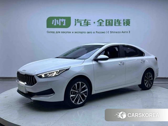 Kia K3 2022 Белый из Китая, фото 3