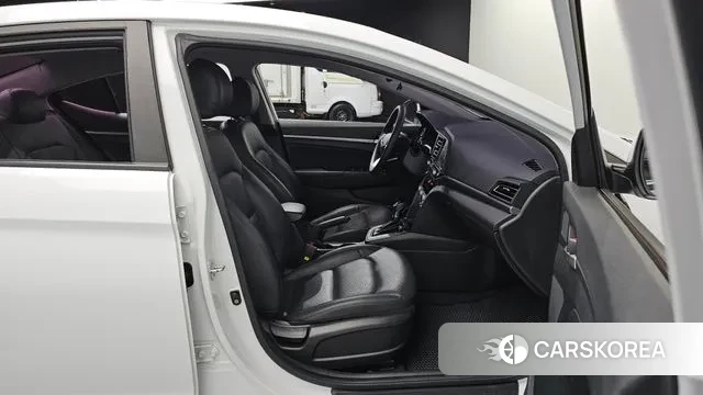 Hyundai The New Avante AD 2019 Белый из Кореи, фото 3