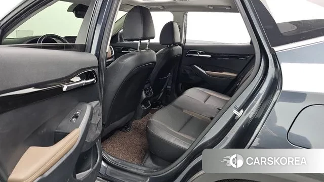 Kia Seltos 2021 Серый из Кореи, фото 3