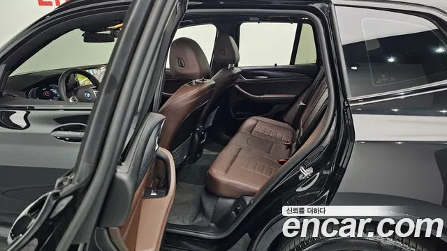 BMW X3 (G01) 2023 Черный из Кореи, фото 3