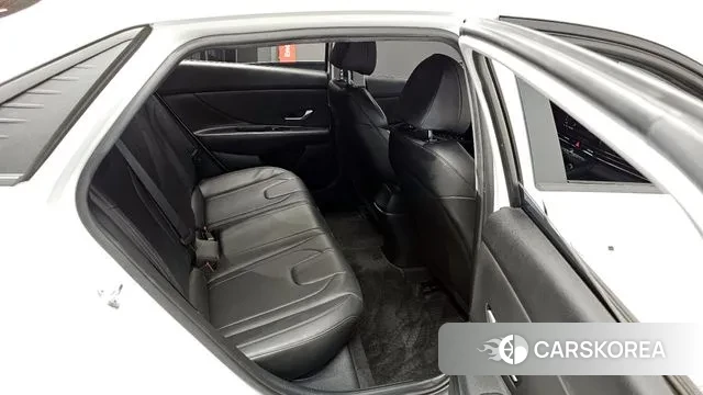 Hyundai Avante (CN7) 2021 Белый из Кореи, фото 3