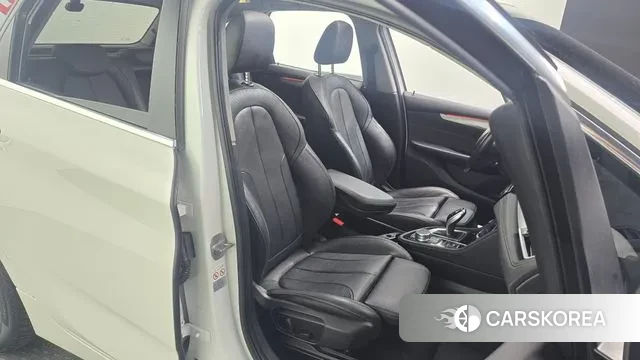 BMW 2 Series Active Tourer (F45) 2019 Белый из Кореи, фото 3