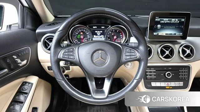 Mercedes-Benz GLA-Class X156 2019 Белый из Кореи, фото 3