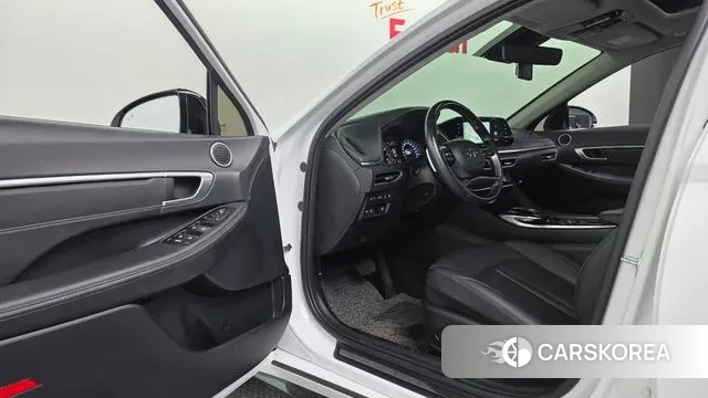 Hyundai Sonata (DN8) 2022 Белый из Кореи, фото 3