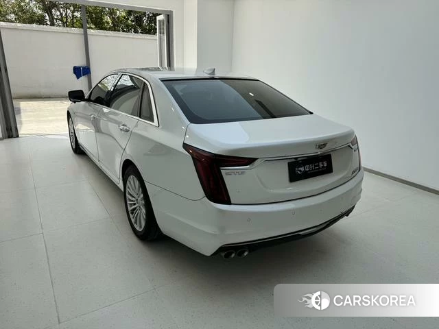 Cadillac CT6 2021 Белый из Китая, фото 3