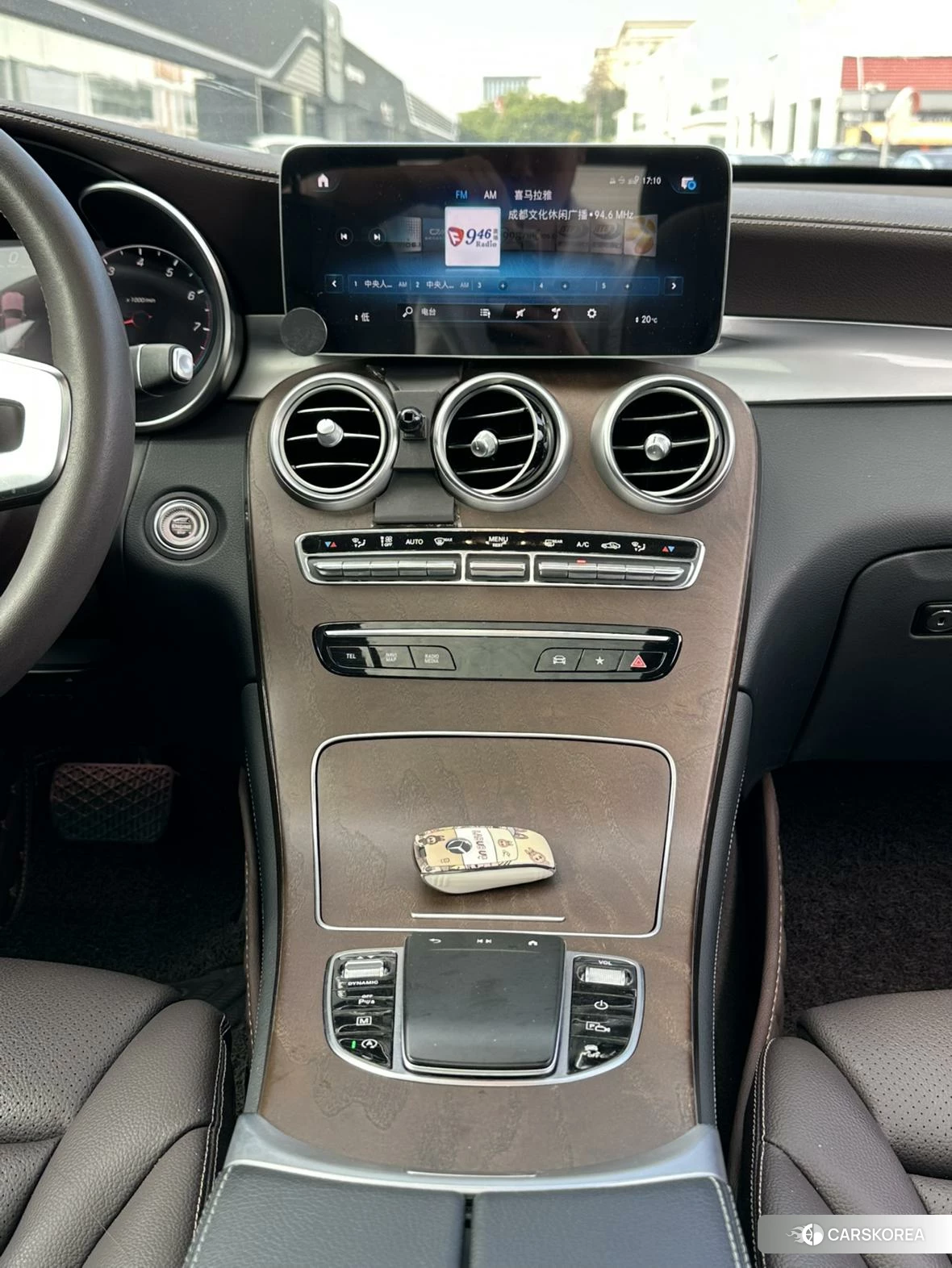 Mercedes-Benz GLC 2021 Белый из Китая, фото 3