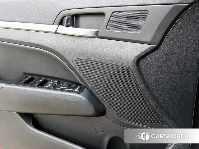 Hyundai The New Avante AD 2019 Белый из Кореи, фото 3