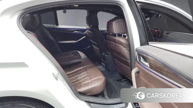 BMW 5 Series (G30) 2020 Белый из Кореи, фото 3