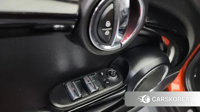 Mini Cooper Convertible 2020 Красный из Кореи, фото 3