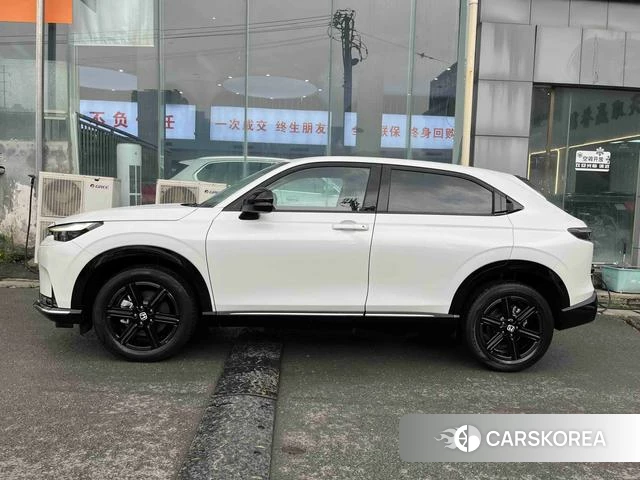 Honda e:NS1 2023 Белый из Китая, фото 3