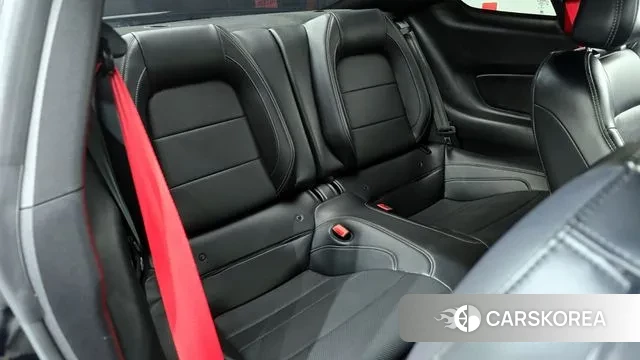 Ford Mustang 2019 Черный из Кореи, фото 3