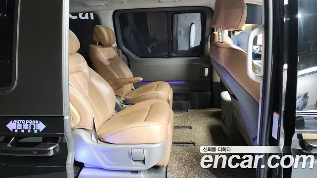 Hyundai Staria 2024 Черный из Кореи, фото 3