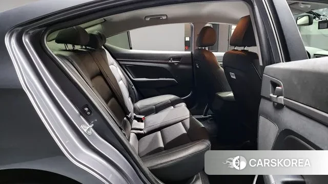 Hyundai Avante AD 2018 Серый из Кореи, фото 3