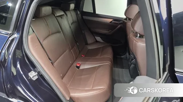 BMW X4 (F26) 2018 Черный из Кореи, фото 3