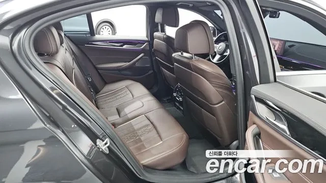 BMW 5 Series (G30) 2021 Серый из Кореи, фото 3