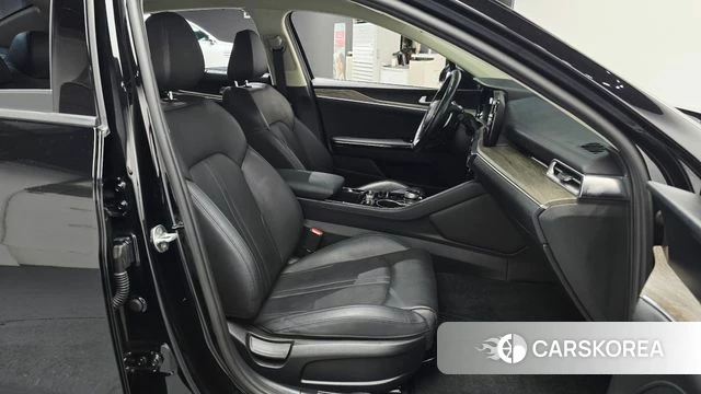 Kia K5 3rd generation 2022 Черный из Кореи, фото 3