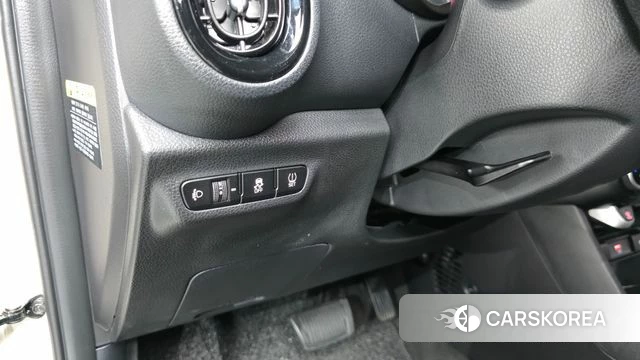 Kia Morning Urban (JA) 2023 Жемчужный цвет из Кореи, фото 3