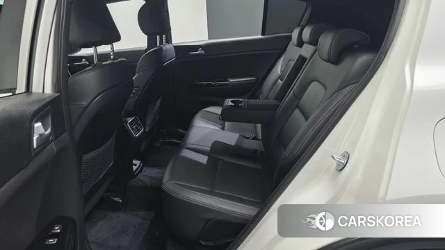 Kia Sportage The Bold 2018 Белый из Кореи, фото 3