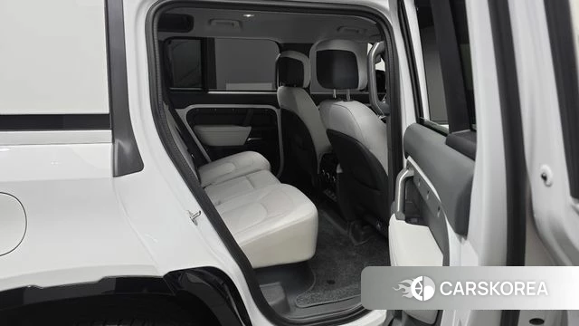 Land Rover Defender (L663) 2025 Белый из Кореи, фото 3