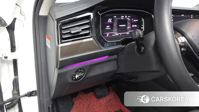 Volkswagen 7th Generation of Jetta 2021 Белый из Кореи, фото 3