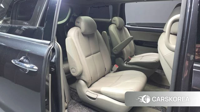 Kia The New Carnival 2018 Серый из Кореи, фото 3