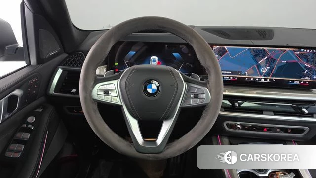 BMW X7 (G07) 2024 Белый из Кореи, фото 3