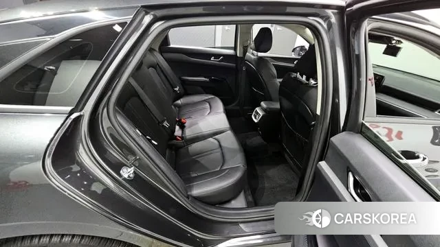 Kia K5 3rd generation 2023 Серый из Кореи, фото 3