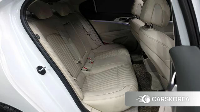 Genesis The New G70 2021 Белый из Кореи, фото 3