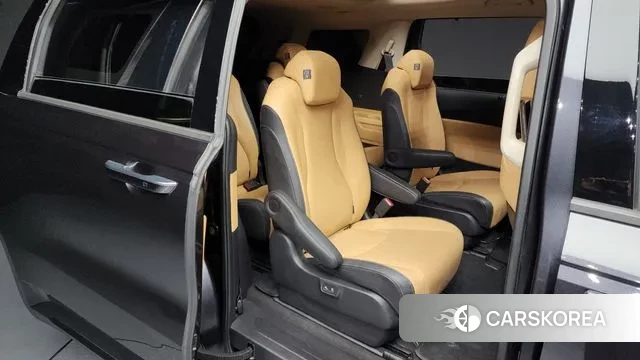 Kia Carnival 4th generation 2021 Серый из Кореи, фото 3