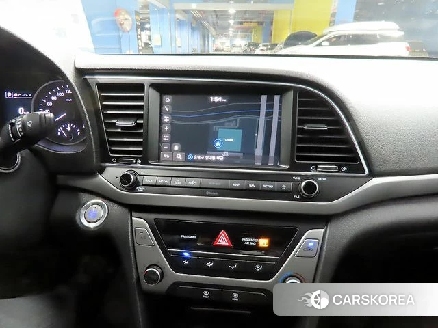 Hyundai Avante AD 2018 Белый из Кореи, фото 3