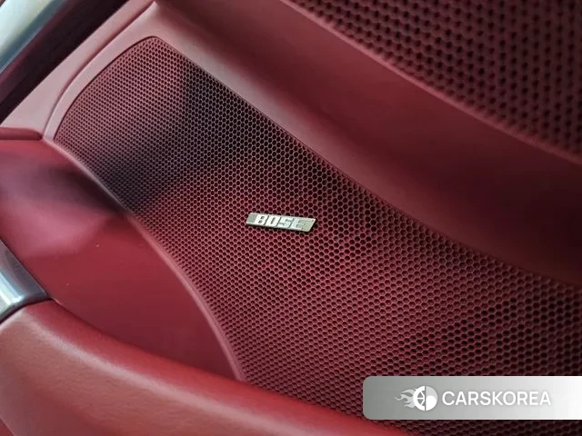 Porsche 718 Boxster 2023 Серебристо-серый из Кореи, фото 3