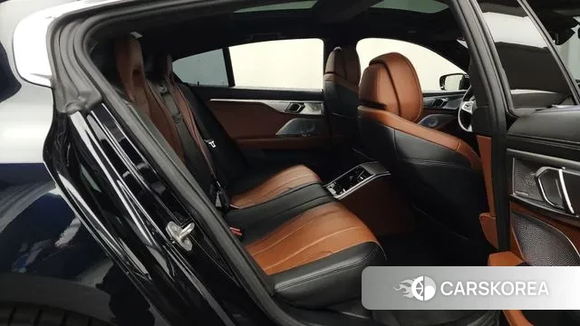 BMW 8 Series (G15) 2021 Черный из Кореи, фото 3