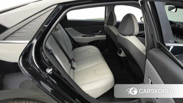 Hyundai Avante Hybrid (CN7) 2022 Черный из Кореи, фото 3