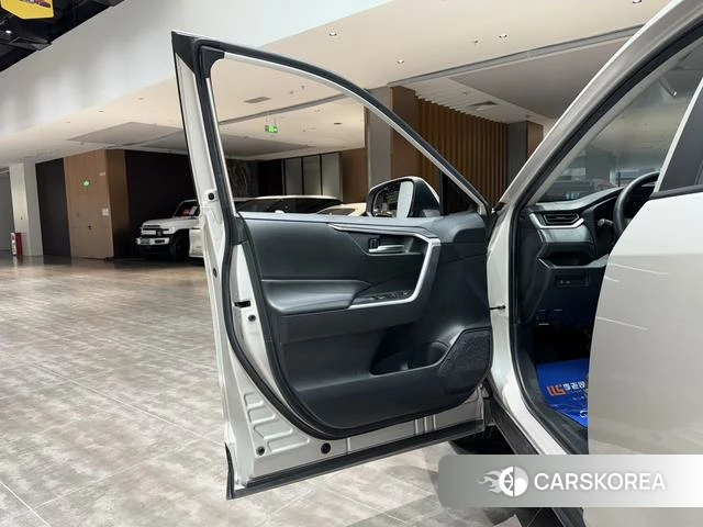Toyota Wilanda 2021 Серебристо-серый из Китая, фото 3
