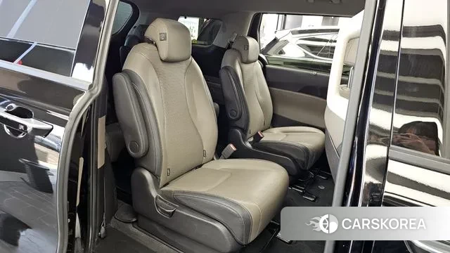 Kia The New Carnival 4th Generation 2024 Черный из Кореи, фото 3