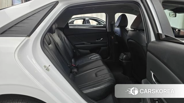 Hyundai Avante (CN7) 2022 Белый из Кореи, фото 3
