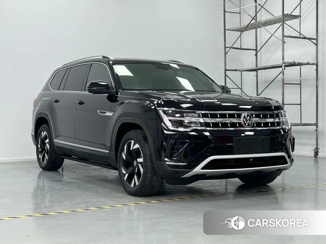 Volkswagen Tourang 2021 Черный из Китая, фото 3