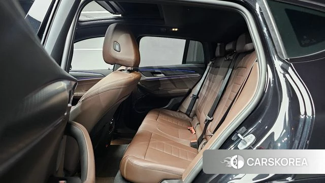 BMW X4 (G02) 2025 Черный из Кореи, фото 3