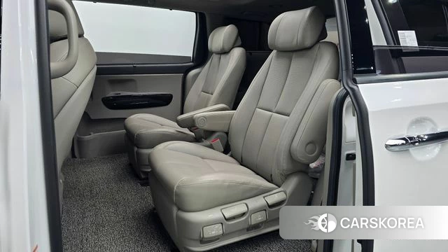 Kia The New Carnival 2019 Белый из Кореи, фото 3
