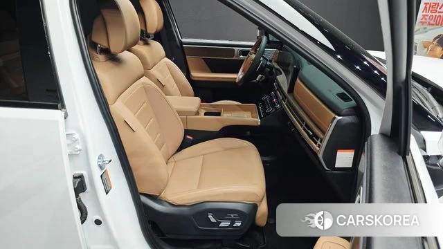Hyundai Santa Fe (MX5) 2025 Белый из Кореи, фото 3