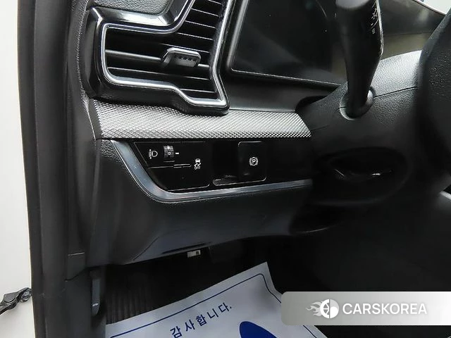 Kia Sportage 5th Generation 2022 Белый из Кореи, фото 3