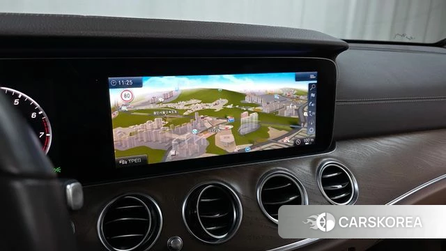 Mercedes-Benz E-Class W213 2019 Черный из Кореи, фото 3