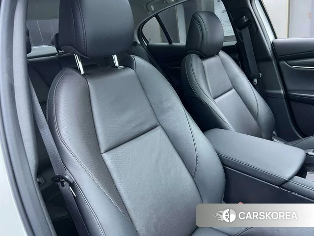 Mazda 3 Angkesaila 2022 Белый из Китая, фото 3