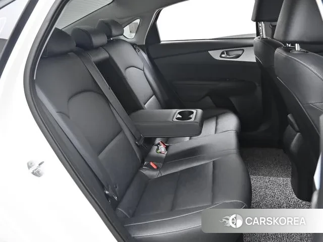 Kia The New K3 2nd generation 2021 Жемчужный цвет из Кореи, фото 3