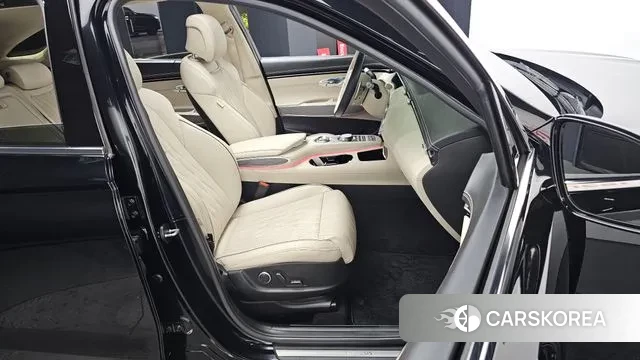 Genesis GV70 2022 Черный из Кореи, фото 3